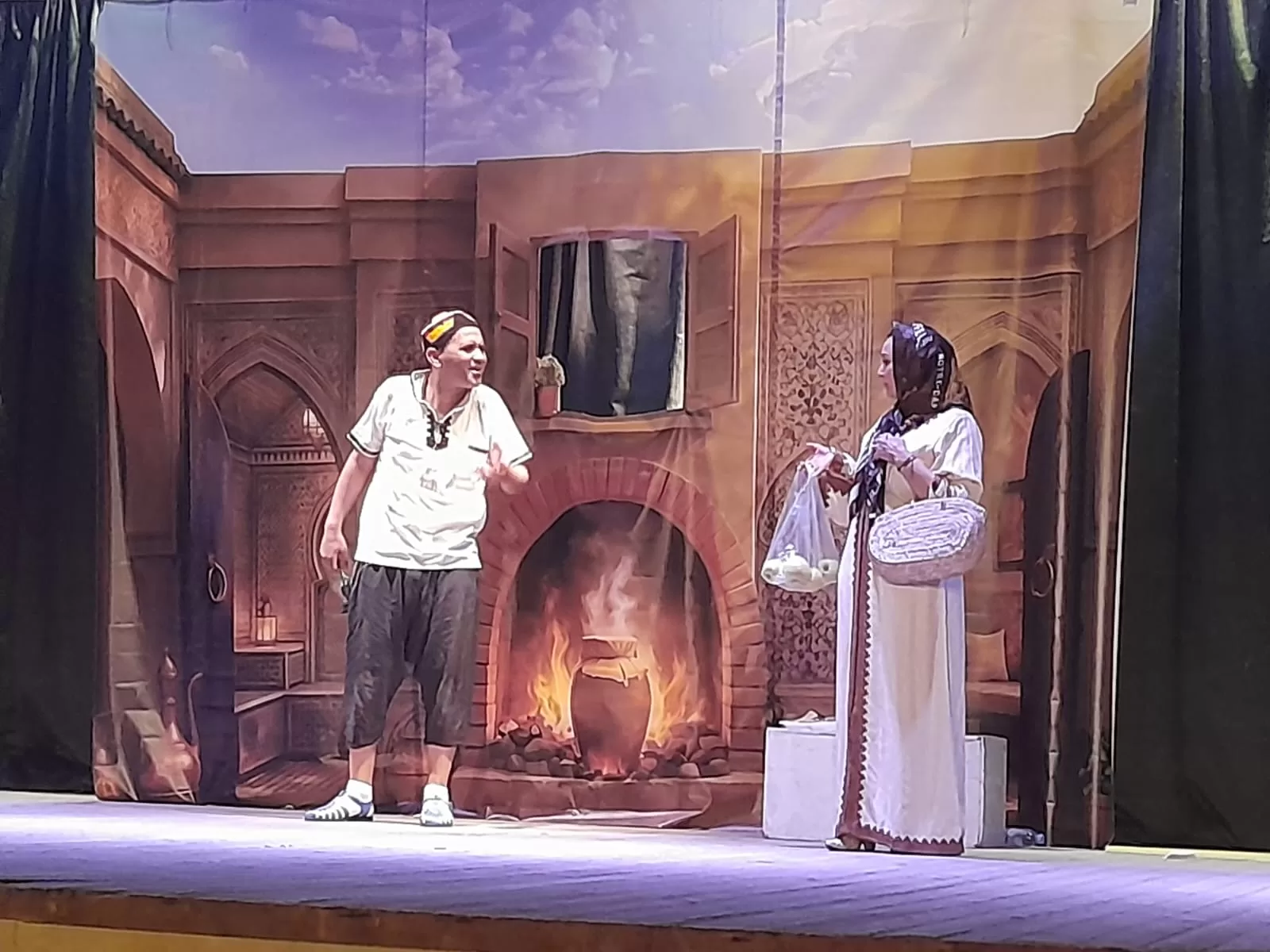 فعاليات مهرجان مسرح الجنوب تجذب جمهور قنا 49 - جريدة المساء