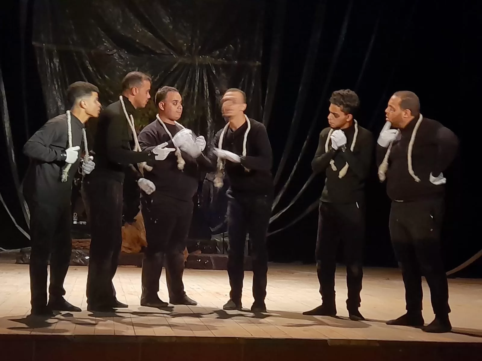 "أناكوندا" و"نون الفجوة" يواصلان عروض مهرجان مسرح شباب الجنوب بقنا 23 - جريدة المساء