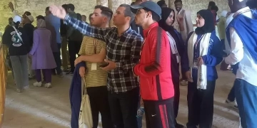 بني حسن تستقبل طلاب العالم في رحلة بين التاريخ والحضارة 1 - جريدة المساء
