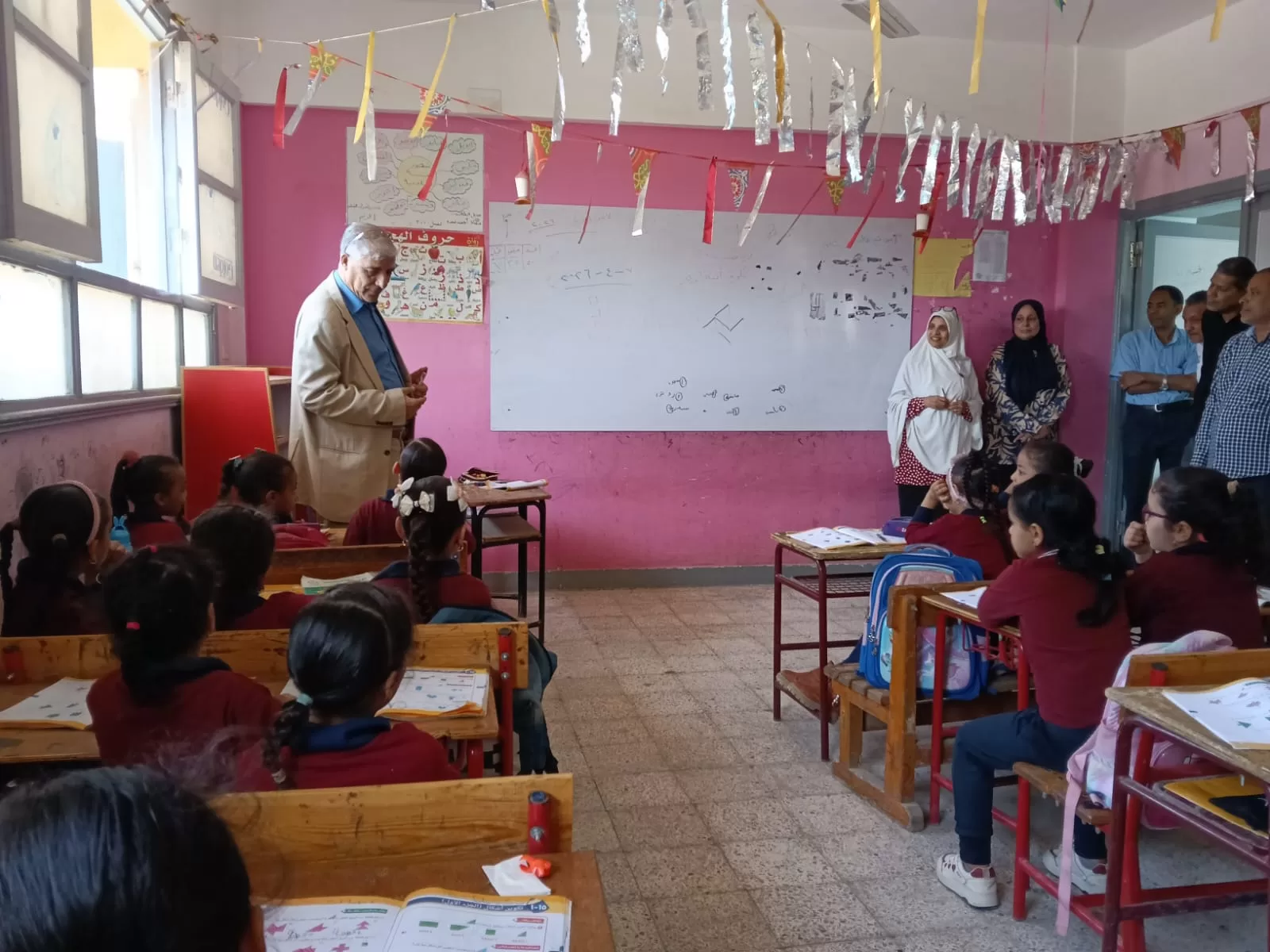 جولة مفاجئة لوكيل تعليم قنا لمتابعة انتظام الدراسة وتفعيل برامج القرائية 35 - جريدة المساء جولة مفاجئة لوكيل تعليم قنا لمتابعة انتظام الدراسة وتفعيل برامج القرائية 34 - جريدة المساء