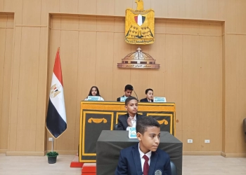 طلاب “النيل المصرية الدولية بقنا” يناقشون عمالة الأطفال في محاكاة متميزة لمجلس النواب 30 - جريدة المساء طلاب “النيل المصرية الدولية بقنا” يناقشون عمالة الأطفال في محاكاة متميزة لمجلس النواب 29 - جريدة المساء