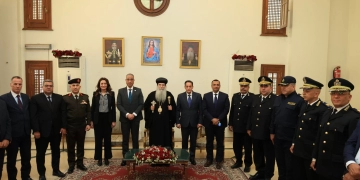 محافظ الجيزة يزور مطرانية شمال المحافظة لتقديم التهنئة بعيد القيامة المجيد 2 - جريدة المساء محافظ الجيزة يزور مطرانية شمال المحافظة لتقديم التهنئة بعيد القيامة المجيد 1 - جريدة المساء
