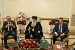 محافظ الجيزة يزور مطرانية شمال المحافظة لتقديم التهنئة بعيد القيامة المجيد 23 - جريدة المساء