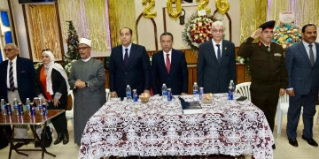 محافظ المنوفية يزور مقر الكنيسة الإنجيلية بشبين الكوم..للتهنئة بعيد القيامة 1 - جريدة المساء