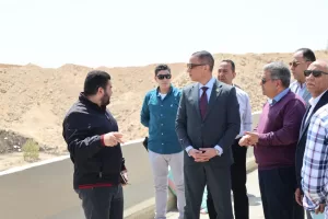 محافظ الجيزة يتفقد أعمال التطوير بعدد من المحاور الحيوية بأوسيم وكرداسة والهرم والمنيرة 25 - جريدة المساء