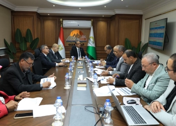 محافظ الجيزة يتابع ملف التصالح وتقنين أراضي الدولة وجهود النظافة بمدينة الصف 15 - جريدة المساء