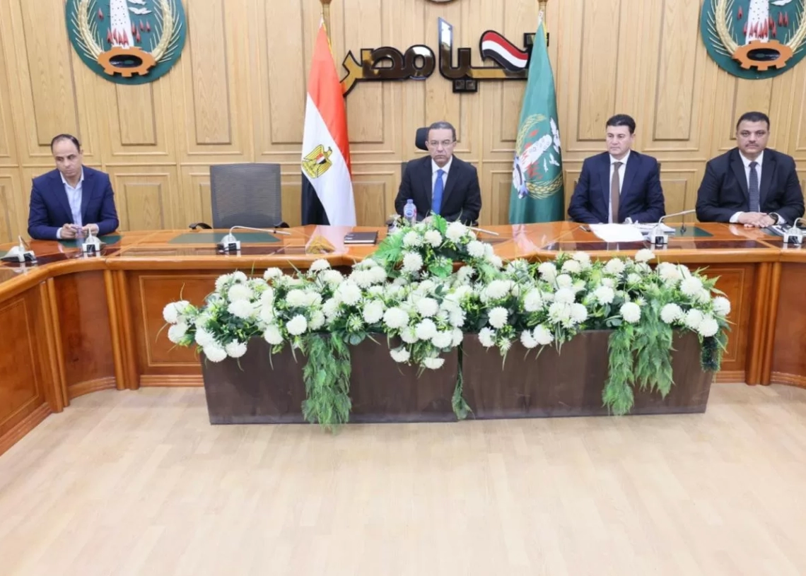 محافظ المنوفية يناقش مشروعات الخطة الإستثمارية والأبنية التعليمية ويوجه بتسريع معدلات الأداء 19 - جريدة المساء