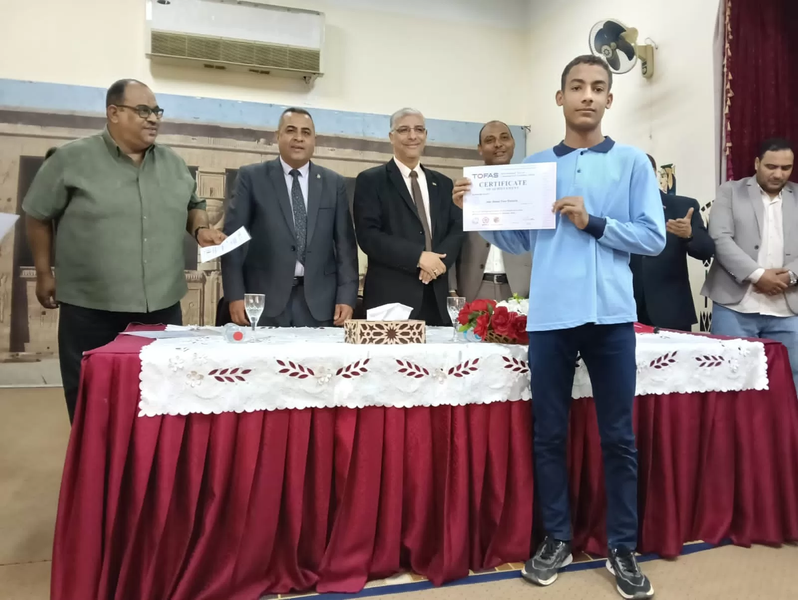 تعليم قنا يسلم 46 شهادة دولية في البرمجة والذكاء الاصطناعي لطلاب أولى ثانوي 73 - جريدة المساء