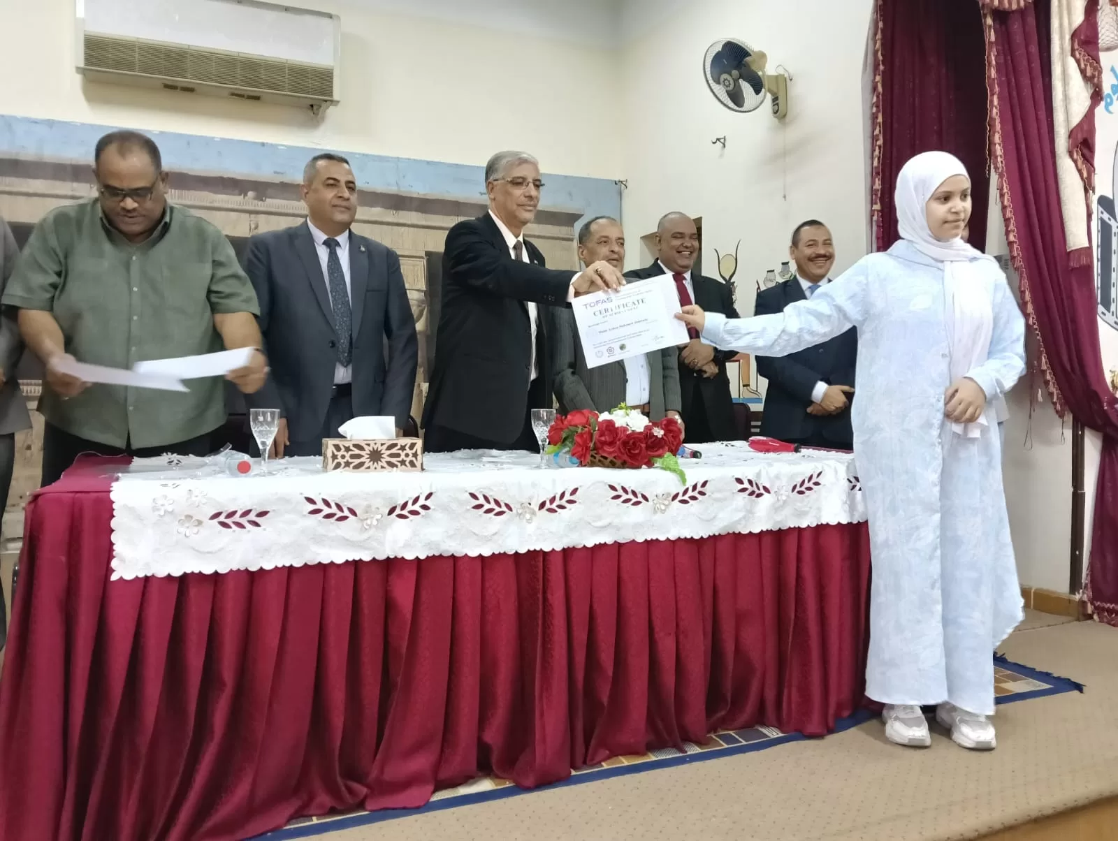 تعليم قنا يسلم 46 شهادة دولية في البرمجة والذكاء الاصطناعي لطلاب أولى ثانوي 39 - جريدة المساء