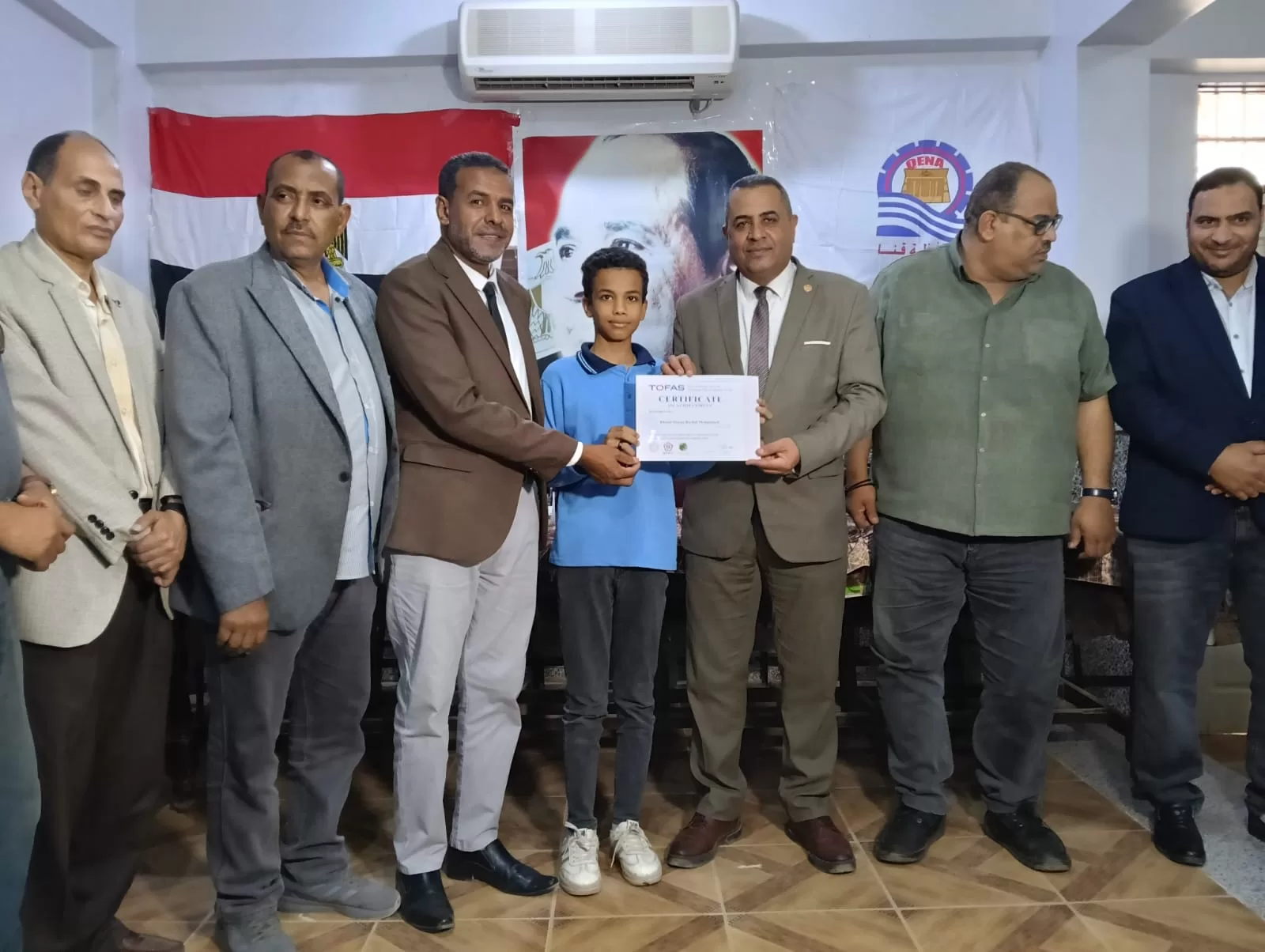 "عبدالمحسن" يكرم 29 طالبًا بتعليم قنا لحصولهم على شهادات برمجة دولية من “توفاس” اليابانية 73 - جريدة المساء