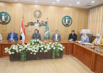 محافظ المنوفية: مبادرة المشروعات الخضراء الذكية.. تواجه تحديات المناخ و تدعم التحول نحو الاقتصاد الأخضر 16 - جريدة المساء