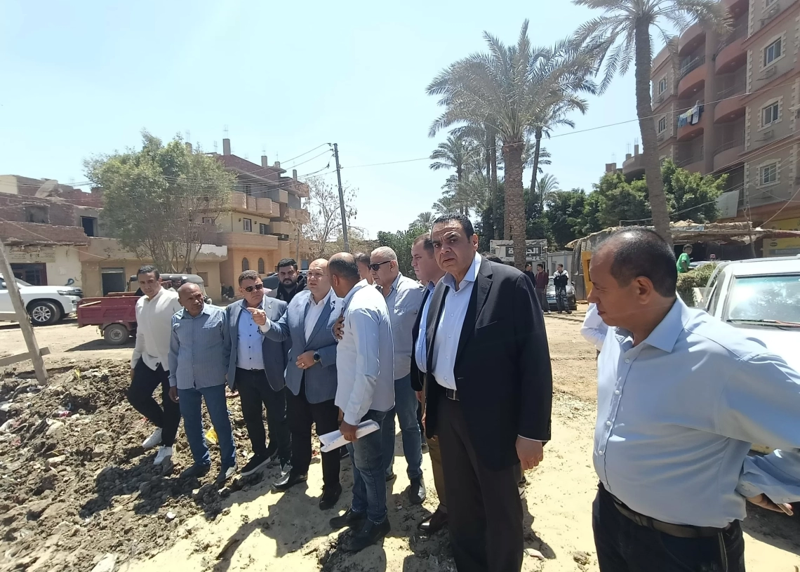 نائب محافظ الجيزة يتفقد مشروع الصرف بقرى مركز العياط 19 - جريدة المساء