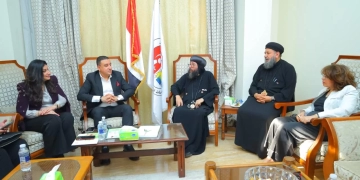 تعاون بين «صناع الخير» و«أسقفية الخدمات» لدعم الأسر الأولى بالرعاية وتحسين جودة الحياة 2 - جريدة المساء تعاون بين «صناع الخير» و«أسقفية الخدمات» لدعم الأسر الأولى بالرعاية وتحسين جودة الحياة 1 - جريدة المساء