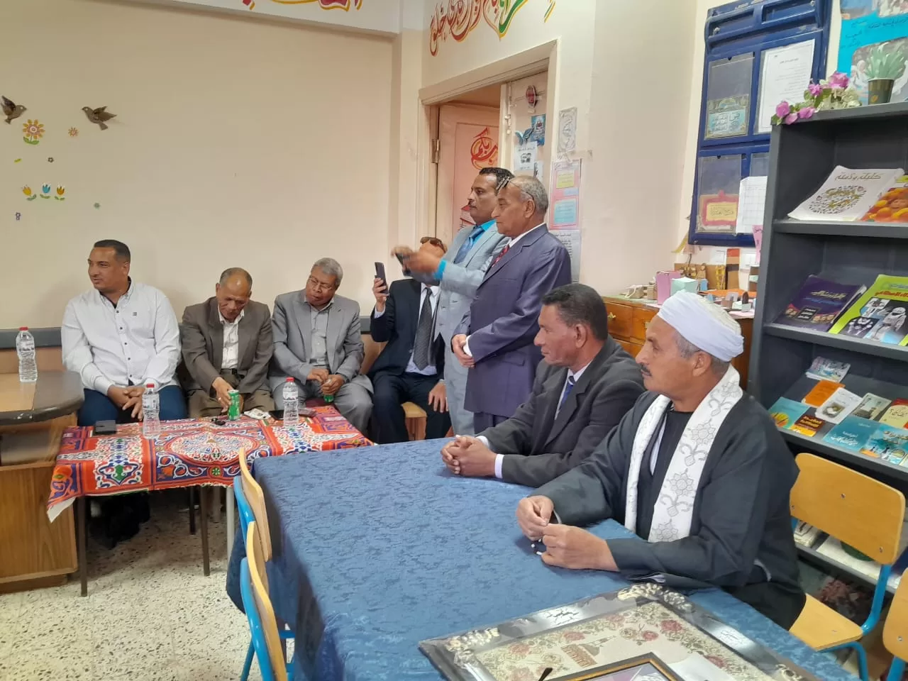 الأوسط قمولا الثانوية بنقادة تكرم المتفوقين وحفظة القرآن الكريم  53 - جريدة المساء