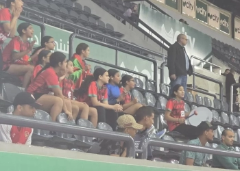 أولياء أمور لاعبات كرة اليد يطالبون بإعادة النظر في منع حضور الجماهير بنهائي كأس مصر 25 - جريدة المساء