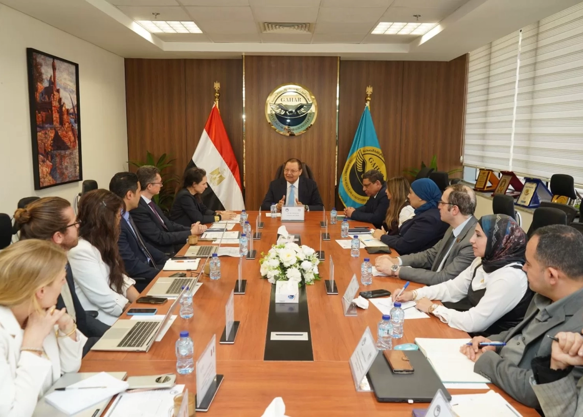 رئيس الرقابة الصحية مع الوكالة الفرنسية للخبرة الفنية الدولية للتعاون في جودة الرعاية الصحية 19 - جريدة المساء