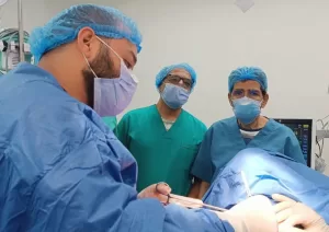 جراحة متقدمة تعيد بناء القفص الصدري لمريض بمستشفى أبوخليفة 24 - جريدة المساء جراحة متقدمة تعيد بناء القفص الصدري لمريض بمستشفى أبوخليفة 23 - جريدة المساء