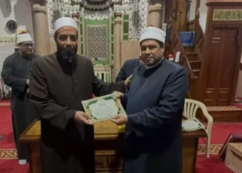 مدير أوقاف كفر الشيخ يُكرم إدارة المتابعة تقديرا لجهودهم 23 - جريدة المساء