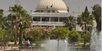 "أساسيات تفريخ وتربية الجمبري الفانمي" في دورة بجامعة القناة 1 - جريدة المساء