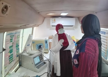 2300 خدمة طبية في قافلة علاجية بقرية سالم البحيري بالفشن 25 - جريدة المساء