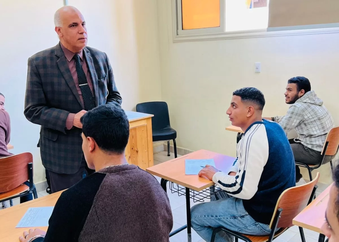 رئيس جامعة الدلتا التكنولوجية يتابع اختبارات منتصف الفصل الدراسى الثانى 19 - جريدة المساء