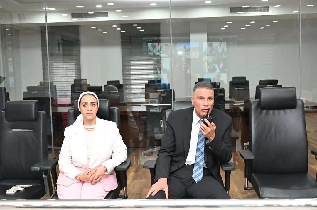 محافظ جنوب سيناء يتابع من غرفة الشبكة الوطنية للطوارئ استعدادات عيد القيامة وأعياد الربيع بالمدن السياحية 18 - جريدة المساء