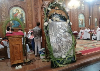 كنائس الفيوم تحتفل بعيد أحد الشعانين والآلاف يشاركون في الصلاة بسعف النخيل 33 - جريدة المساء
