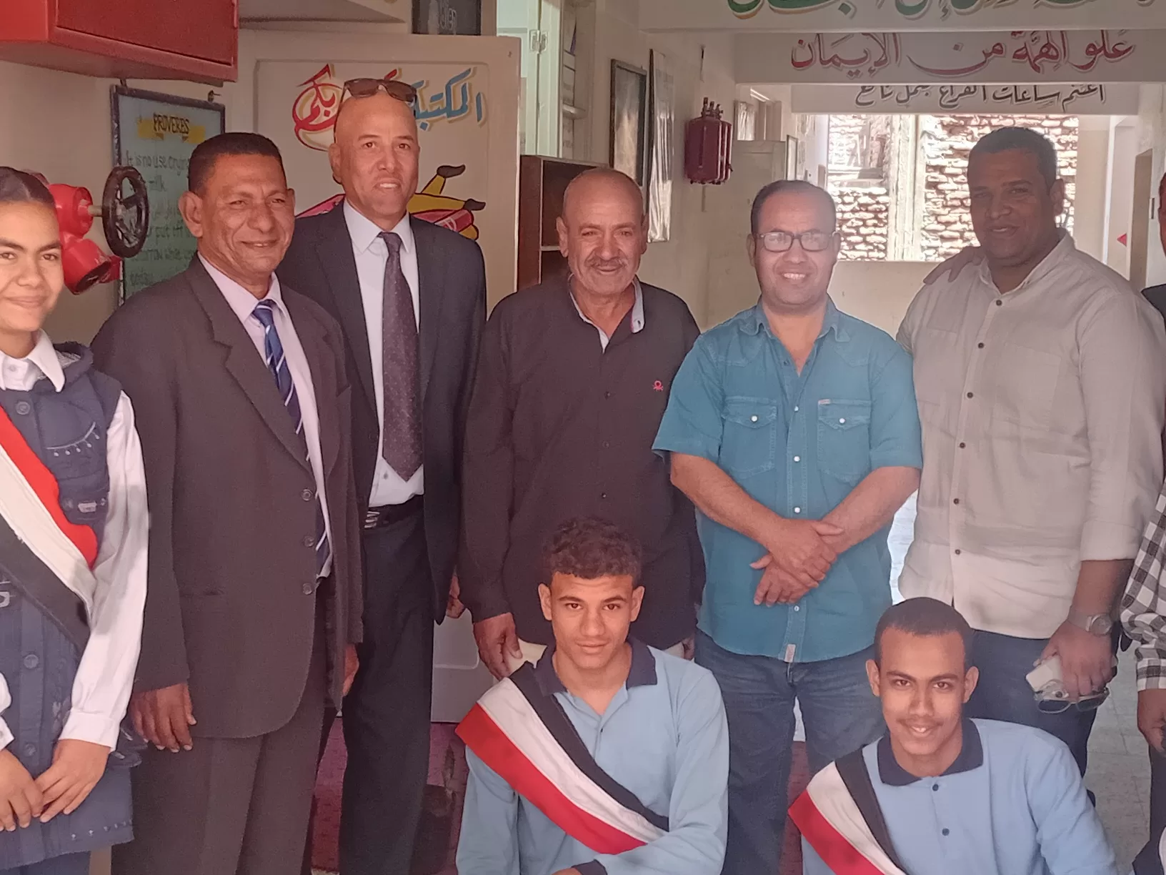 الأوسط قمولا الثانوية بنقادة تكرم المتفوقين وحفظة القرآن الكريم  185 - جريدة المساء