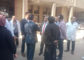 مساعد وزير الصحة يترأس اجتماعين لمتابعة المشروعات القومية ويتفقد مستشفى قليوب التخصصي 29 - جريدة المساء