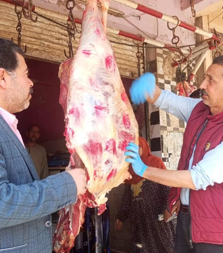 "الزراعة" تضبط 190 طنًا من اللحوم ومنتجاتها غير المطابقة للاشتراطات الصحية خلال أبريل 19 - جريدة المساء