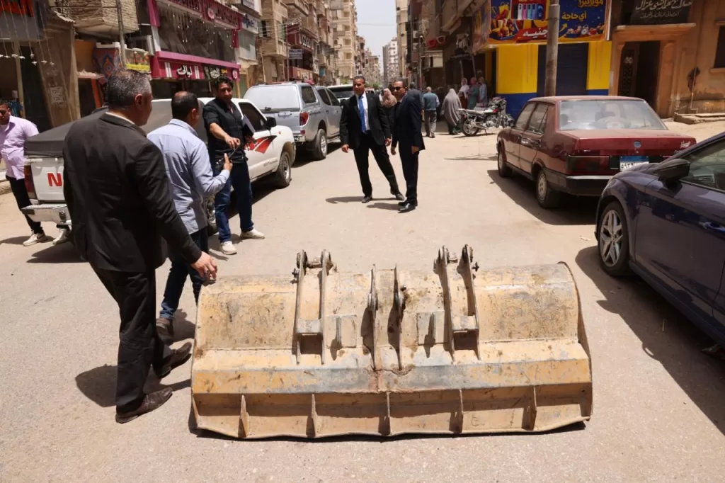 محافظ المنوفية يأمر بحملة عاجلة لرفع إشغالات شارع حتحوت بغرب العاصمة 25 - جريدة المساء