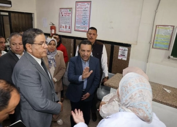 محافظ المنوفية: نقل المدير المناوب و مدير الطوارئ و إحالة قسم الاستقبال و أخصائي تمريض أحد العنايات و 14بمستشفى قويسنا المركزي للتحقيق 27 - جريدة المساء