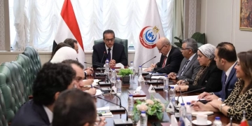 الدكتور خالد عبدالغفار بحث مع السفير الفرنسي تعزيز علاج أطفال فلسطين المصابين بالأورام 2 - جريدة المساء الدكتور خالد عبدالغفار بحث مع السفير الفرنسي تعزيز علاج أطفال فلسطين المصابين بالأورام 1 - جريدة المساء