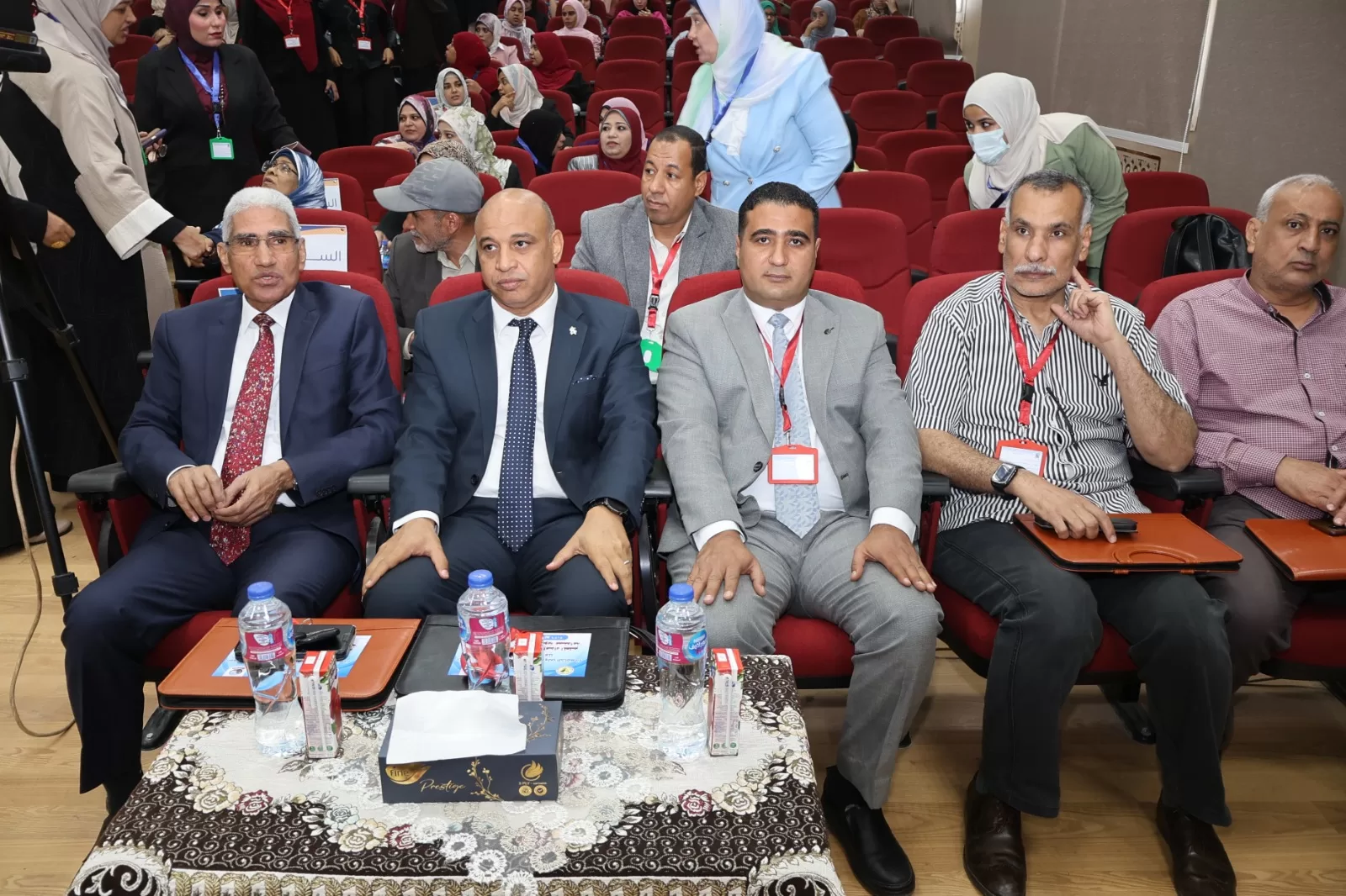 انطلاق فعاليات المؤتمر السنوي الثامن لكلية التربية بجامعة قنا 26 - جريدة المساء انطلاق فعاليات المؤتمر السنوي الثامن لكلية التربية بجامعة قنا 25 - جريدة المساء