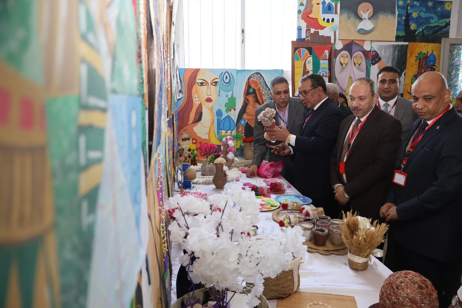 انطلاق فعاليات المؤتمر السنوي الثامن لكلية التربية بجامعة قنا 28 - جريدة المساء انطلاق فعاليات المؤتمر السنوي الثامن لكلية التربية بجامعة قنا 27 - جريدة المساء