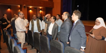«الغريب» يلتقي رئيس "قصور الثقافة" لمتابعة موقف قصر شبين تمهيداً لتشغيله فى العيد القومي للمنوفية 1 - جريدة المساء