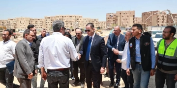 نائب وزير الصحة فى جولة تفقدية مكثفة بمحافظة الفيوم لمتابعة انتظام العمل ورفع جودة الخدمات الطبية 1 - جريدة المساء