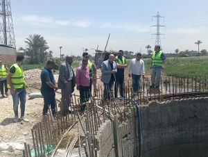نائب محافظ الجيزة يتفقد مشروعات الصرف الصحي ومجلس المدينة بقري البدرشين 18 - جريدة المساء