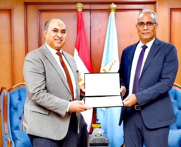 محافظ كفرالشيخ يكرم كوادر مركز الأورام لحصول المركز على الاعتماد الكامل بنسبة 96٪ من «جهار» 20 - جريدة المساء محافظ كفرالشيخ يكرم كوادر مركز الأورام لحصول المركز على الاعتماد الكامل بنسبة 96٪ من «جهار» 19 - جريدة المساء