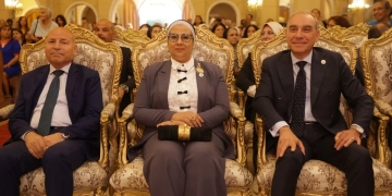 أمل عمار تشارك في القداس الاحتفالي باليوبيل الماسي لكنيسة العذراء سيدة فاتيما للكلدان الكاثوليك 1 - جريدة المساء