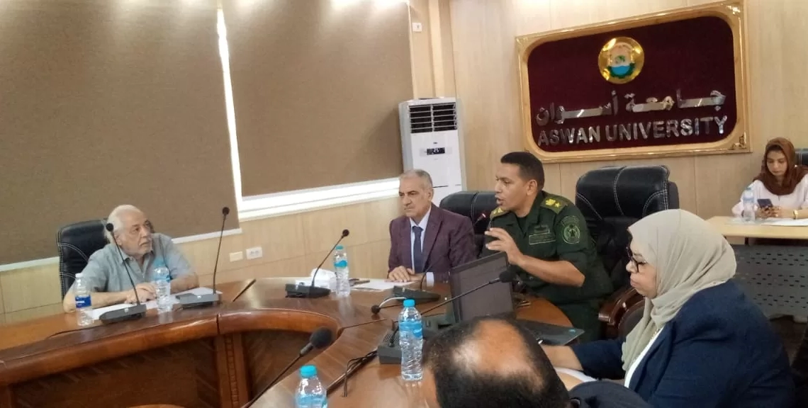 جامعة أسوان تناقش ملفات شؤون التعليم والطلاب وتؤكد التنسيق الكامل مع إدارة التجنيد لخدمة الطلاب 20 - جريدة المساء جامعة أسوان تناقش ملفات شؤون التعليم والطلاب وتؤكد التنسيق الكامل مع إدارة التجنيد لخدمة الطلاب 19 - جريدة المساء
