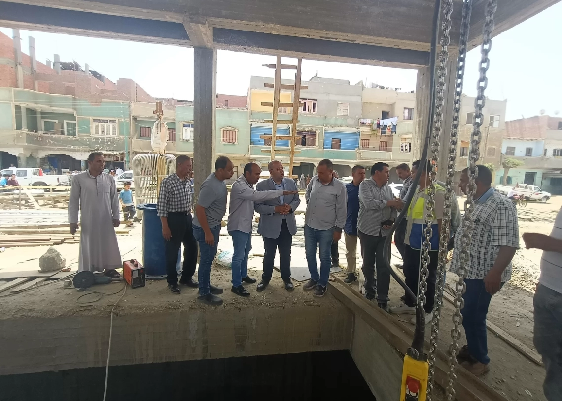 نائب محافظ الجيزة يتفقد عددا من المشروعات الخدمية بمركز منشأة القناطر 15 - جريدة المساء