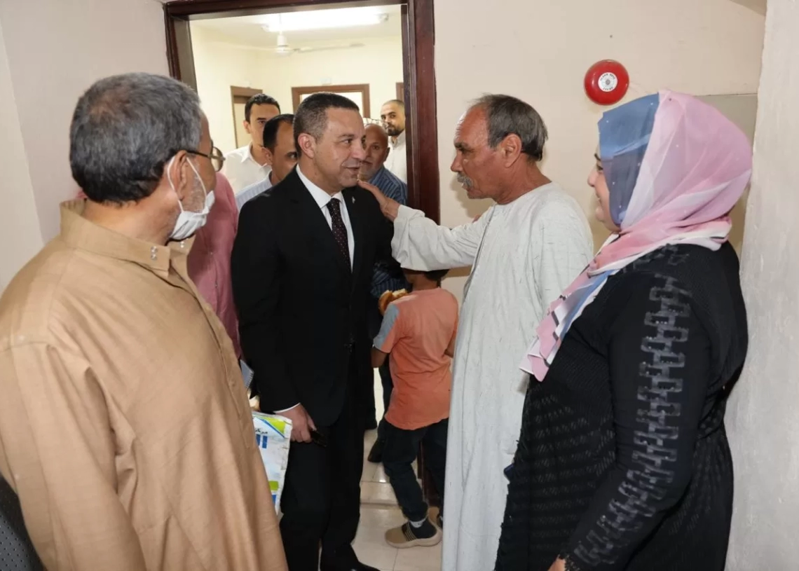 محافظ المنوفية يتفقد لجان الامتحان بمدرسة عبد المنعم رياض الثانوية و "لجنة القلب " بالتأمين الصحي بشبين 19 - جريدة المساء