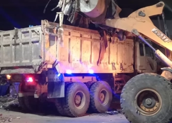 رفع 1140 طن قمامة ببؤرتين بترعتي الزمر والمنيب في الجيزة 15 - جريدة المساء
