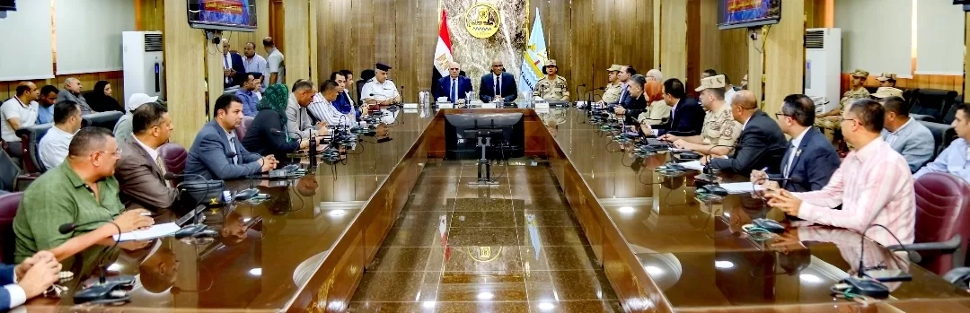 محافظ كفرالشيخ يجتمع بأعضاء مجلسي النواب والشيوخ لحل مشكلات الدوائر وتحقيق نقلة خدمية حقيقية 19 - جريدة المساء