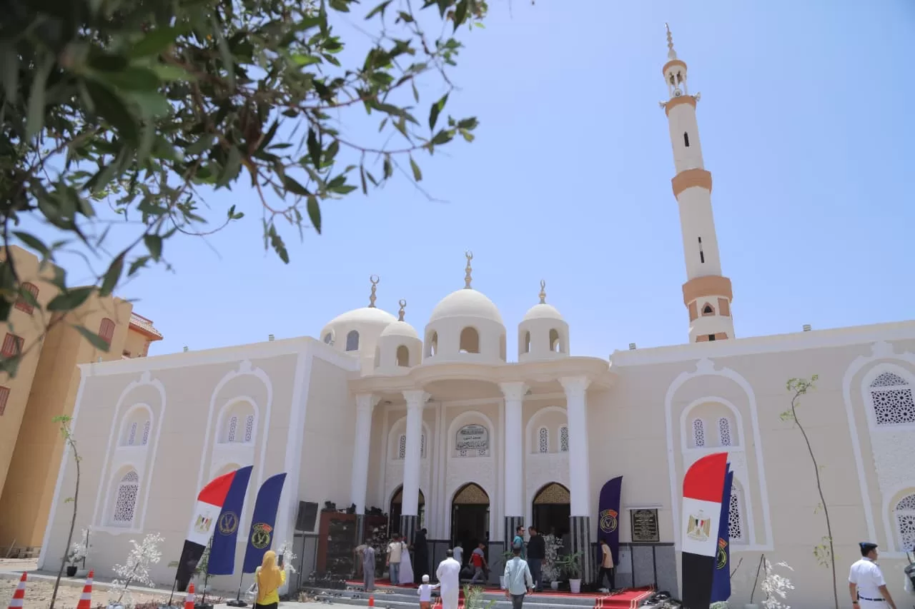 محافظ قنا يفتتح مسجد الشهيد المقدم أحمد عبد الفتاح جمعة 25 - جريدة المساء