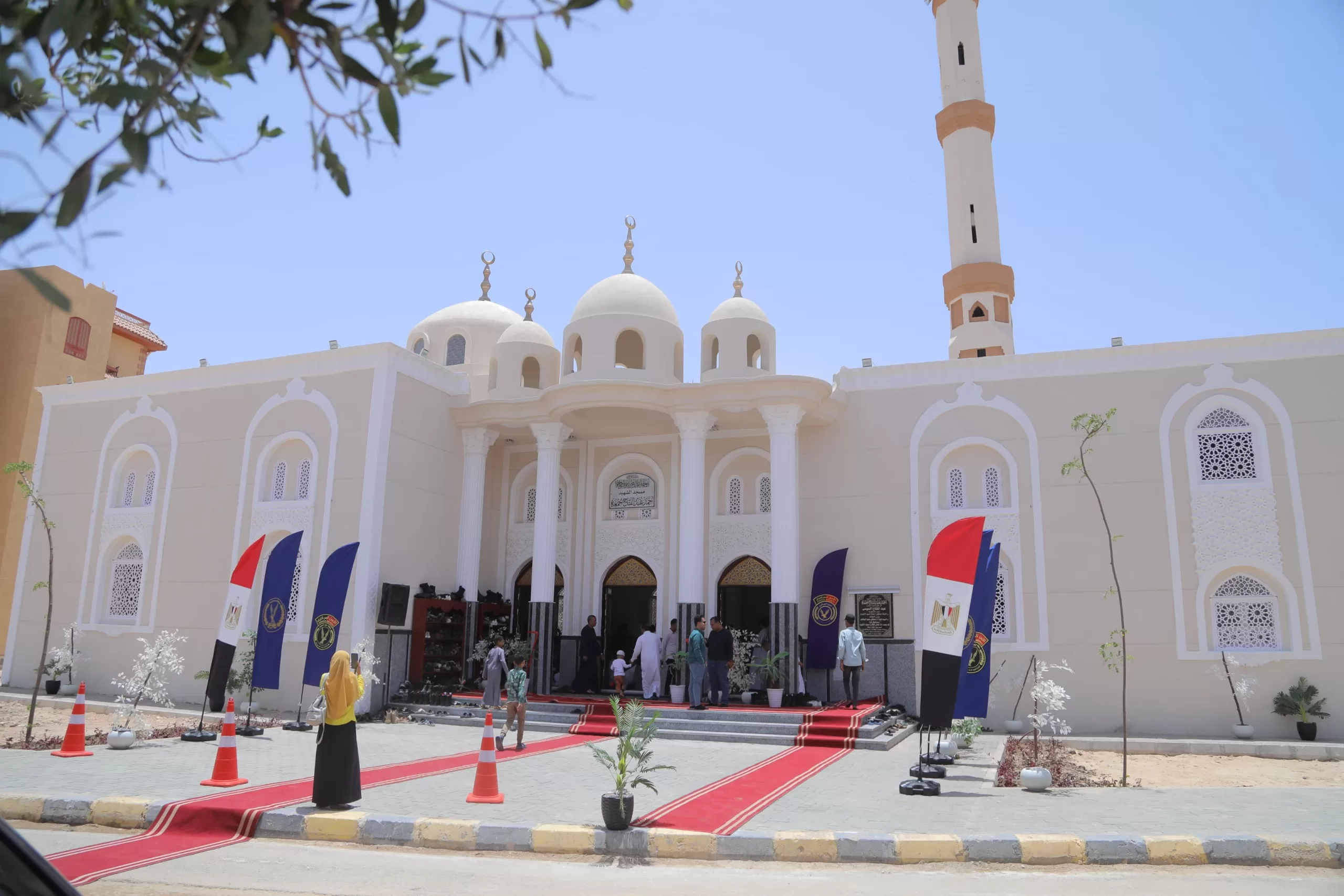 محافظ قنا يفتتح مسجد الشهيد المقدم أحمد عبد الفتاح جمعة 39 - جريدة المساء