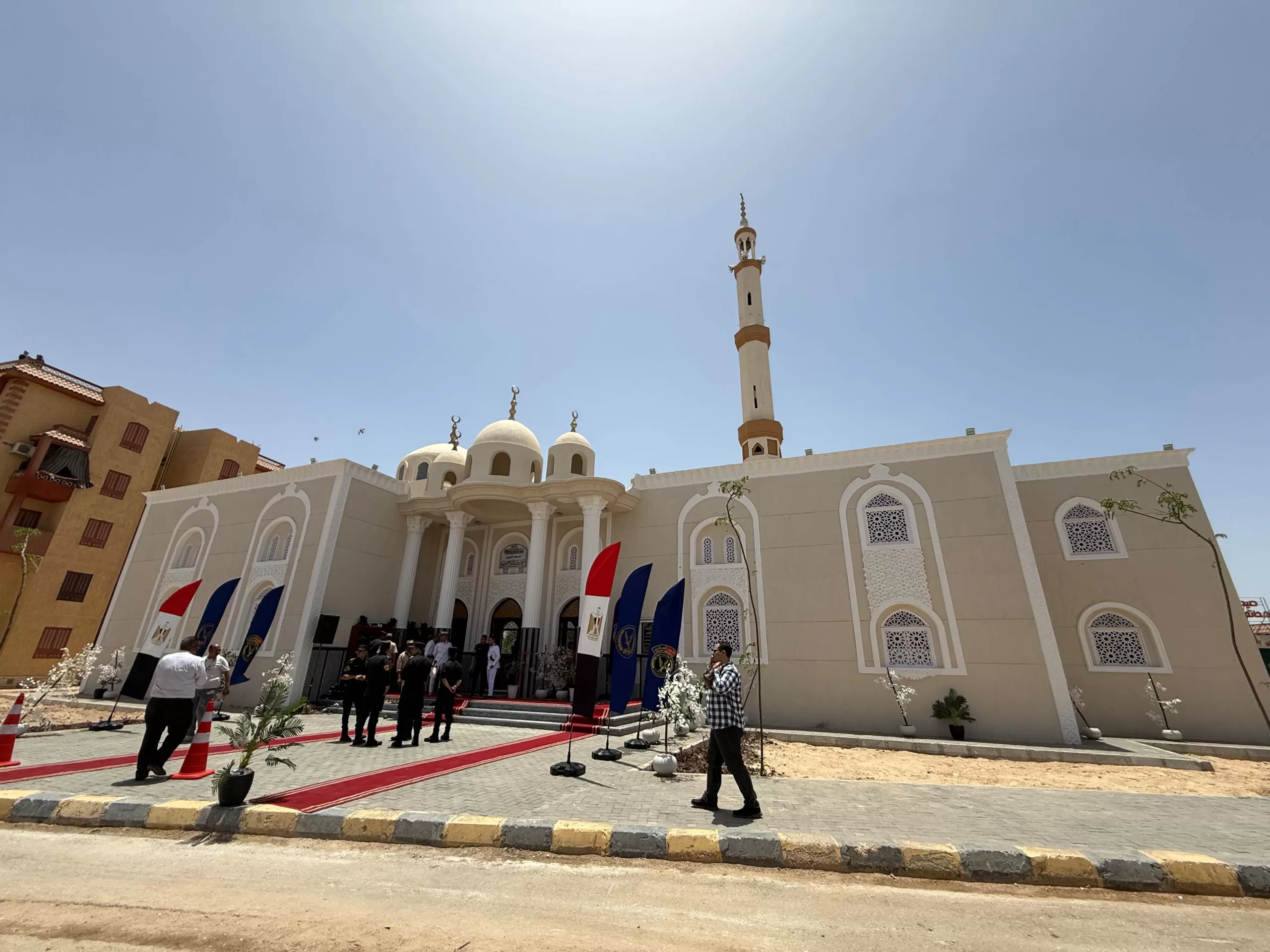 محافظ قنا يفتتح مسجد الشهيد المقدم أحمد عبد الفتاح جمعة 57 - جريدة المساء