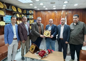 تكريم وكيل وزارة الصحة بالشرقية لجهوده في تطوير المنظومة الصحية بمختلف قرى ومراكز المحافظة 25 - جريدة المساء