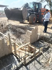 بعد إزالة 43 حالة مخالفات بناء اليوم بالجيزة.. المحافظ: عازمون على استعادة كل شبر حال عدم الجدية 37 - جريدة المساء